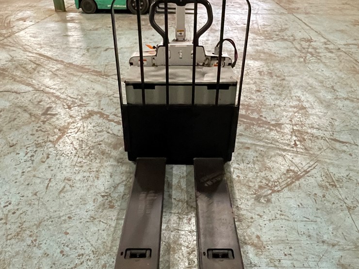 #232-•-nissan-ride-on-electric-pallet-jack-image-6