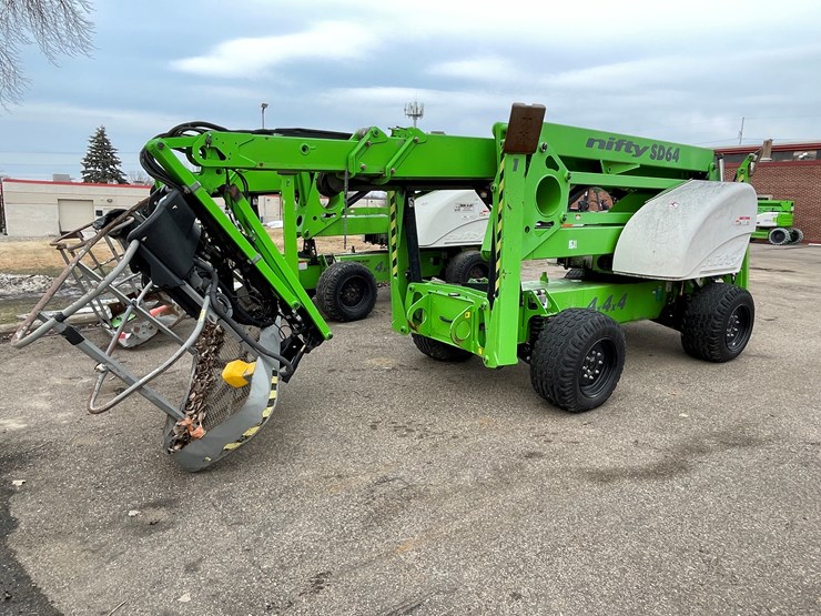 #4221-•-nifty-sd64-4x4x4-telescopic-boom-lift-image-1