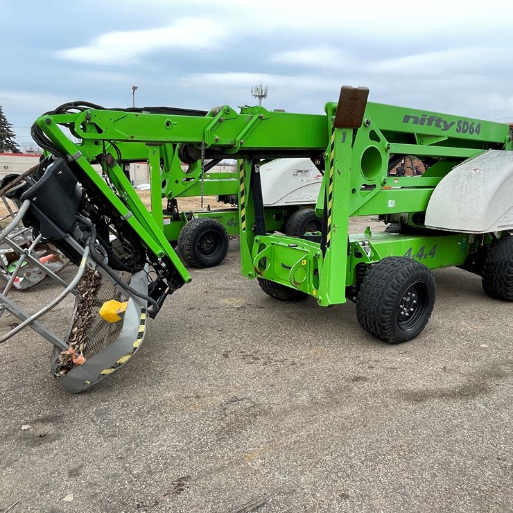#4221 • Nifty SD64 4x4x4 Telescopic Boom Lift