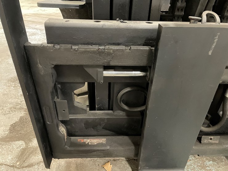 #177-•-2016-toyota-propane-forklift-image-20