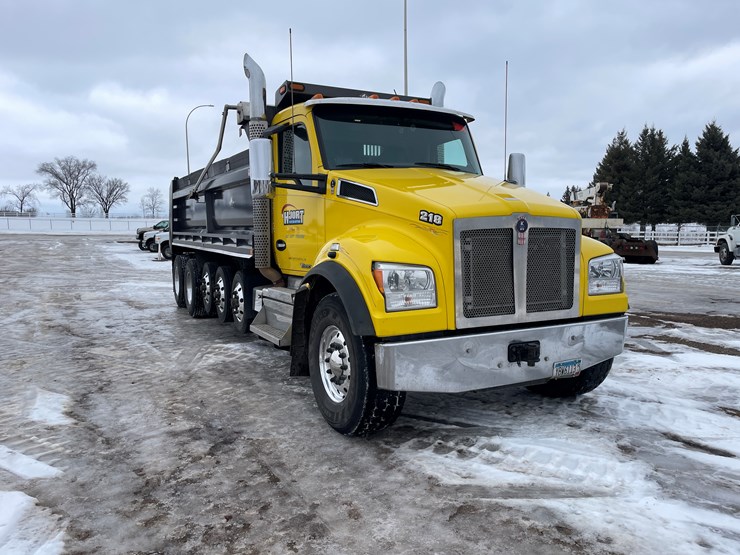 2018-kenworth-t880-image-7