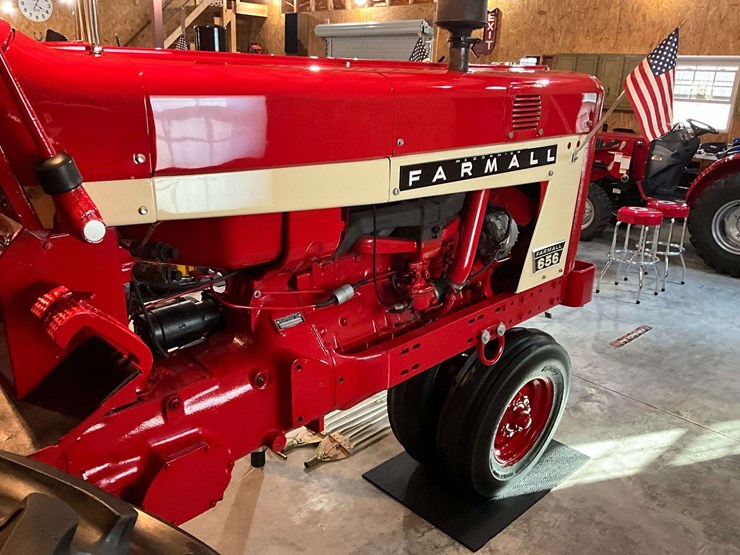 1969-farmall-656-image-6