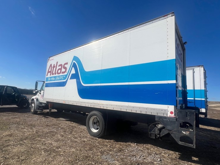 #30907-•-2008-international-durastar-4300m7-24'-single-axle-image-4