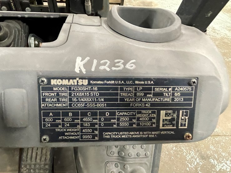 #169-•-2013-komatsu-30-propane-forklift-image-34