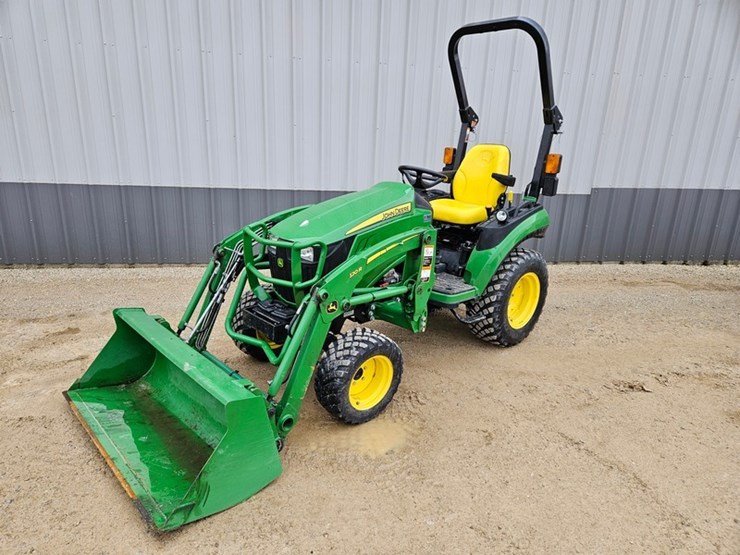 john-deere-1025r-image-1