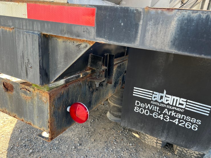 2006-freightliner-auger-truck-image-30