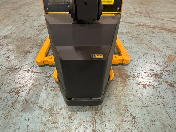 #226-•-big-joe-pdi-20-walk-behind-stacker-image-7