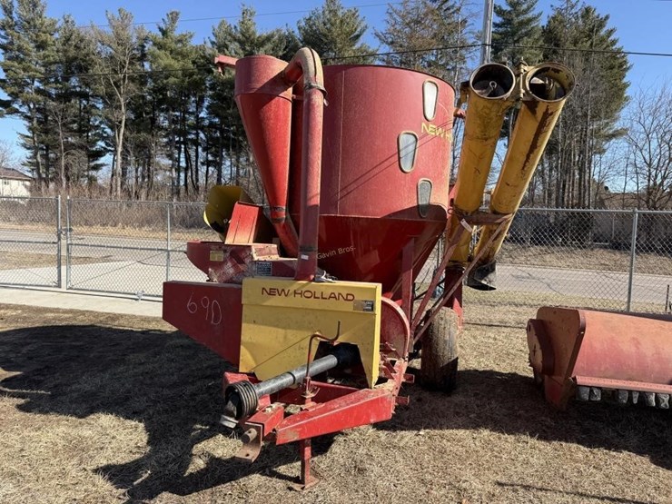 new-holland-355-image-2