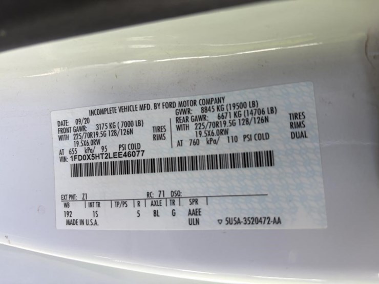 2020-ford-f550-image-18