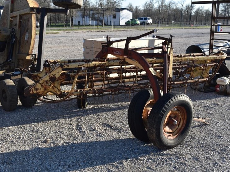 new-holland-258-image-2