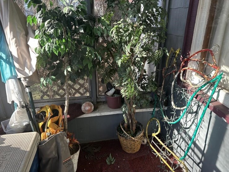 misc.-outdoor-&-camping-supplies-image-5