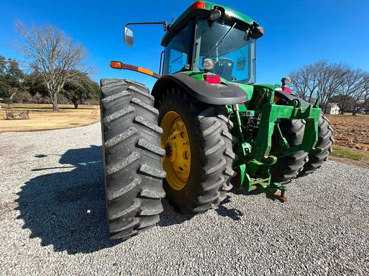 2004-john-deere-8320-image-16