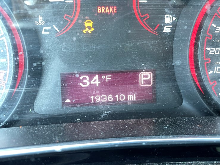 #1520-•-2014-dodge-dart-sxt-(has-mn-title)**no-brakes**must-be-trailered**-image-31