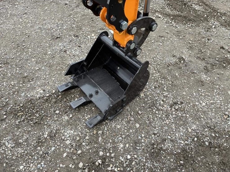 2026-vicsec-v15-hydraulic-excavator-image-7