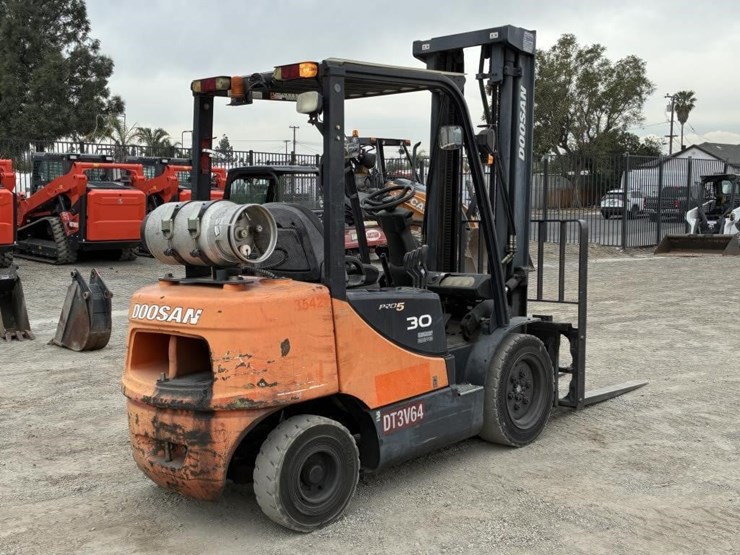 2008-doosan-g30p-5-image-3