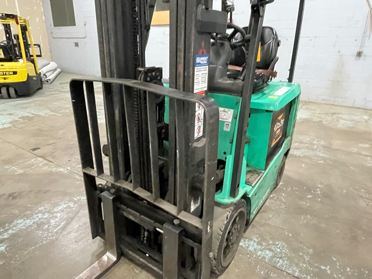 #181-•-2017-mitsubishi-electric-forklift-image-11
