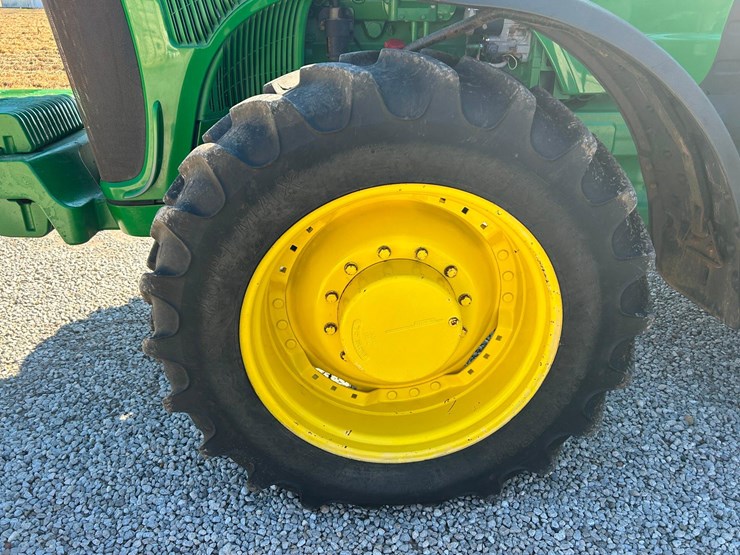 2004-john-deere-8320-image-9