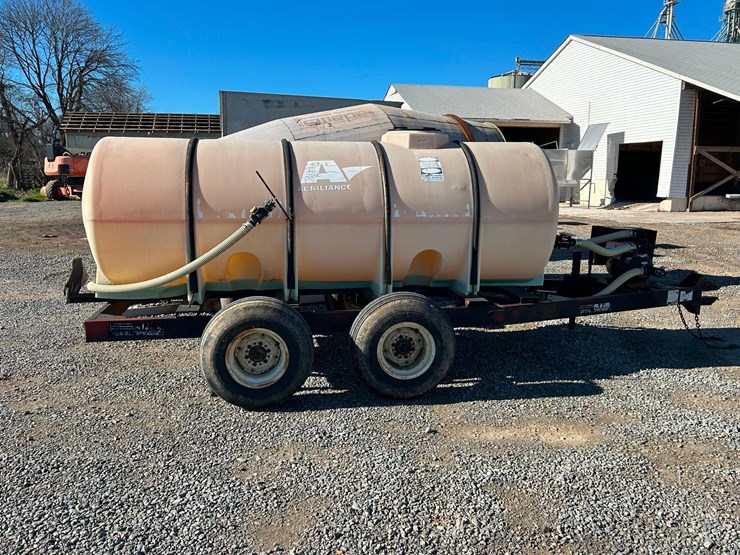 adams-nurse-trailer-tank-image-6