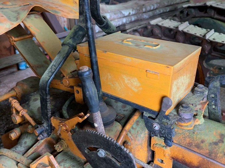 oliver/cletrac-crawler-image-21