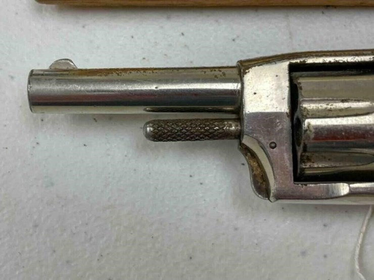 defender-revolver-image-3