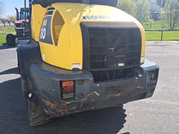 2011-komatsu-wa80-image-36