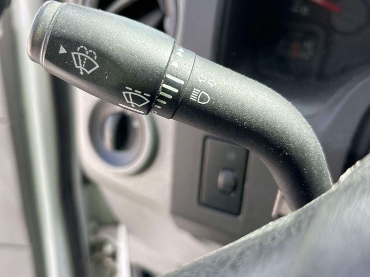 2012-ford-e450-image-14