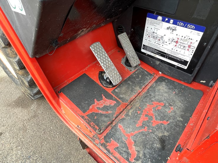 #132-•-2017-skyjack-sj643-telehandler-image-44