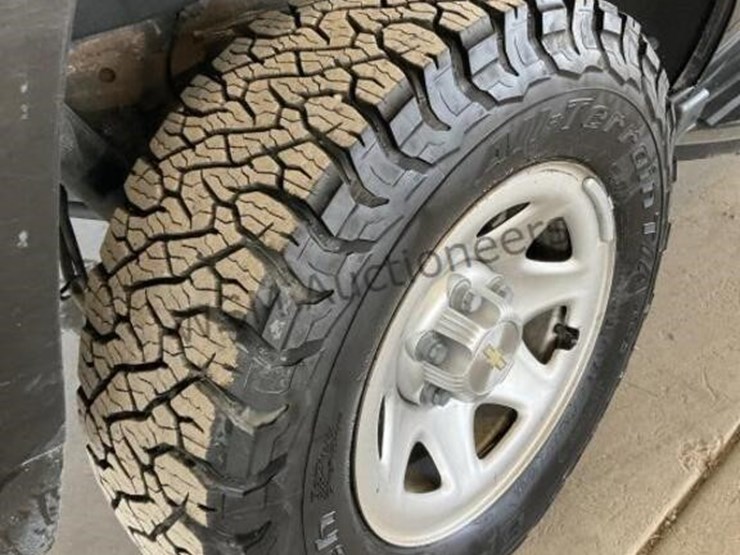 2020-chevrolet-tahoe-image-8