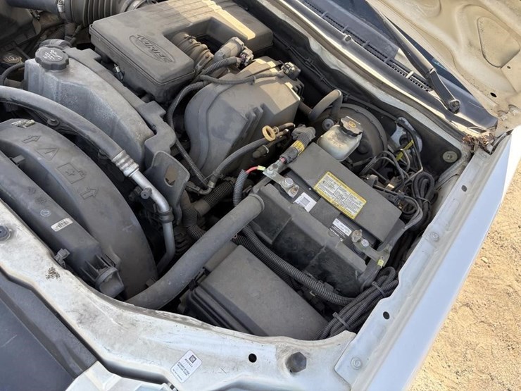 2011-chevrolet-colorado-image-17