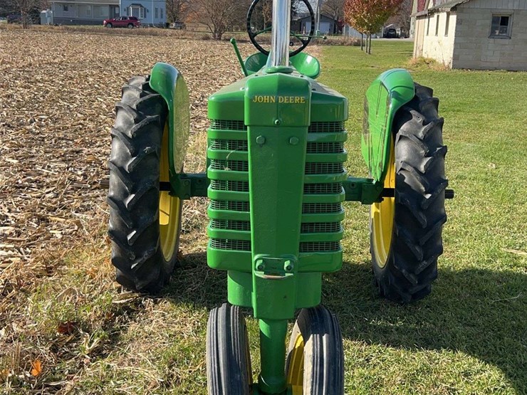 john-deere-h-image-8