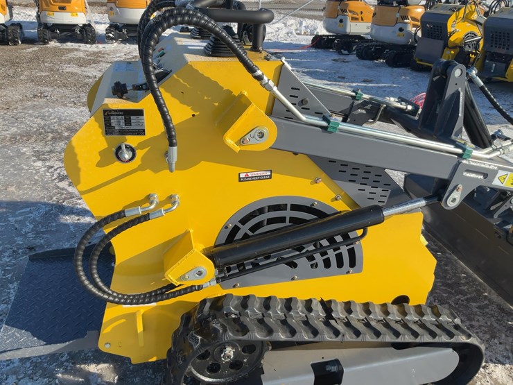 #1008-•-unused-landhero-t460-mini-skid-steer-loader-image-18