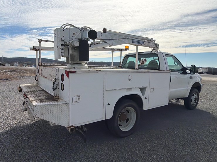 2001-ford-f550-image-4