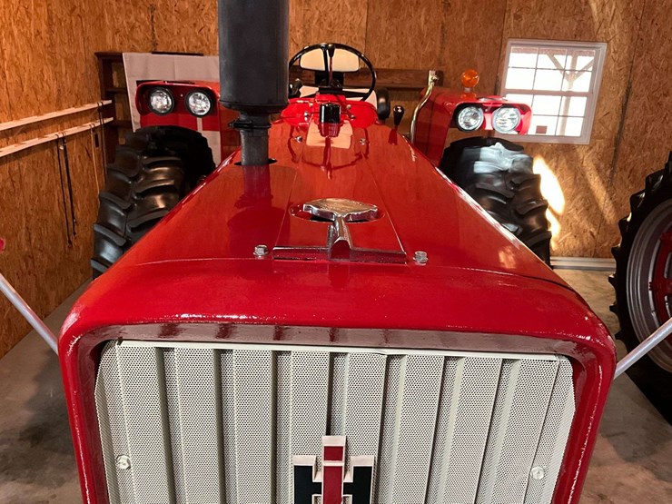 1969-farmall-656-image-5