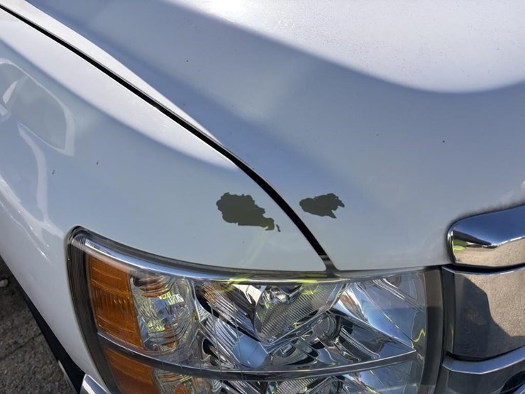 2011-chevrolet-2500-image-31