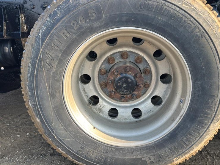 #119-•-2018-kenworth-log-truck-image-28