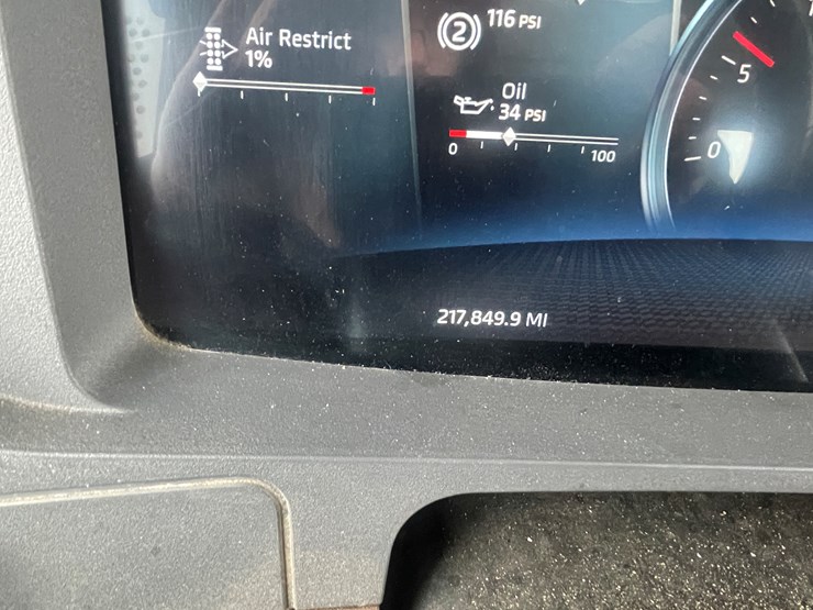 2022-kenworth-t680-image-47