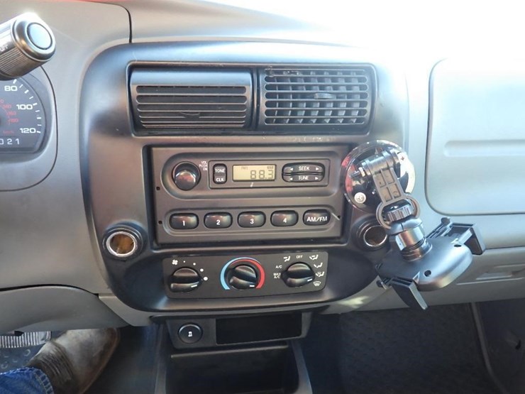 2011-ford-ranger-image-29