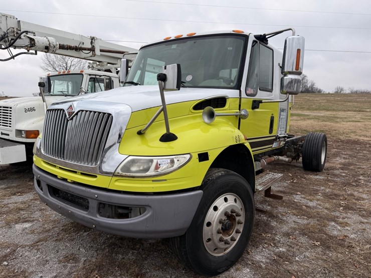 2012-international-durastar-4300-image-1