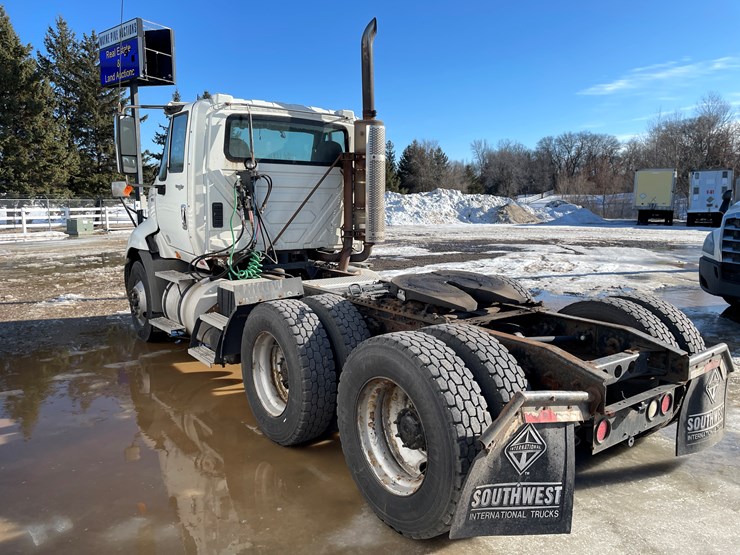 2012-international-prostar-image-2