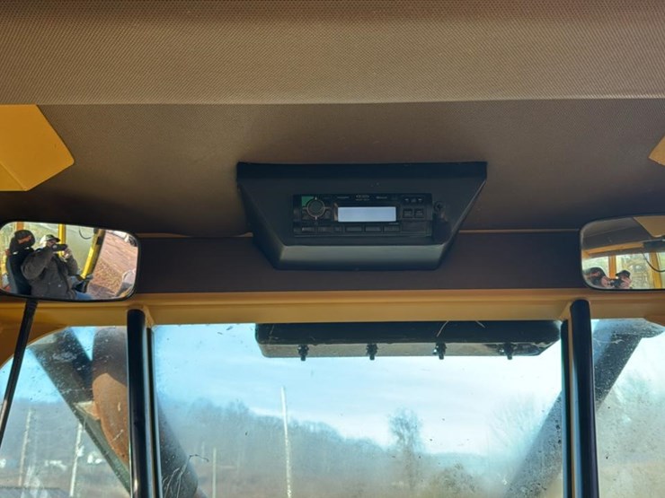 2022-tigercat-610e-image-58