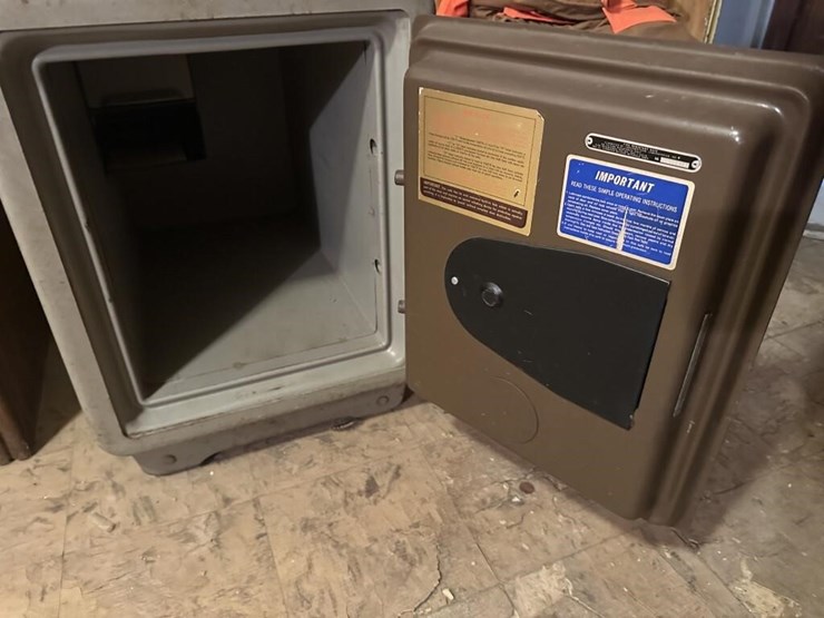 keep-safe-combination-safe-image-3