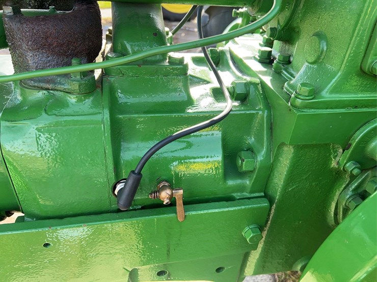 john-deere-model-b-image-63