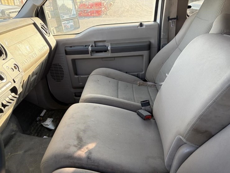 2008-ford-f350-image-16