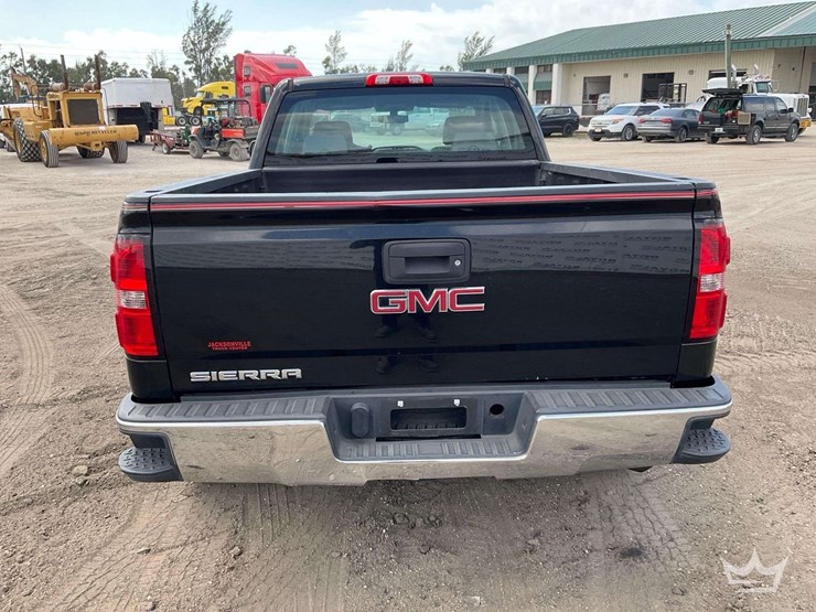2014-gmc-sierra-1500-image-28