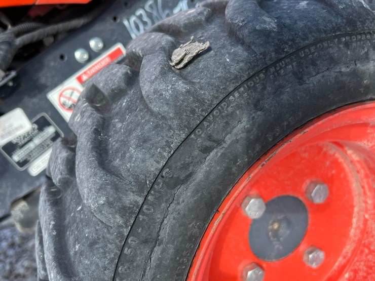 2017-white-251-image-12