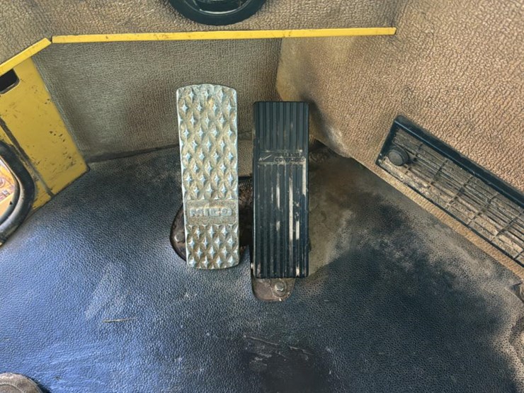 2022-tigercat-610e-image-53