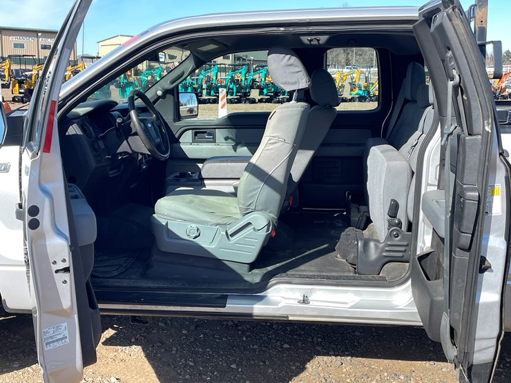 2014-ford-f150-xl-image-20