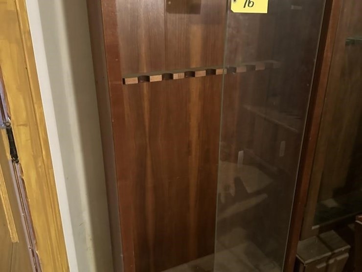 wooden-gun-cabinet-image-2