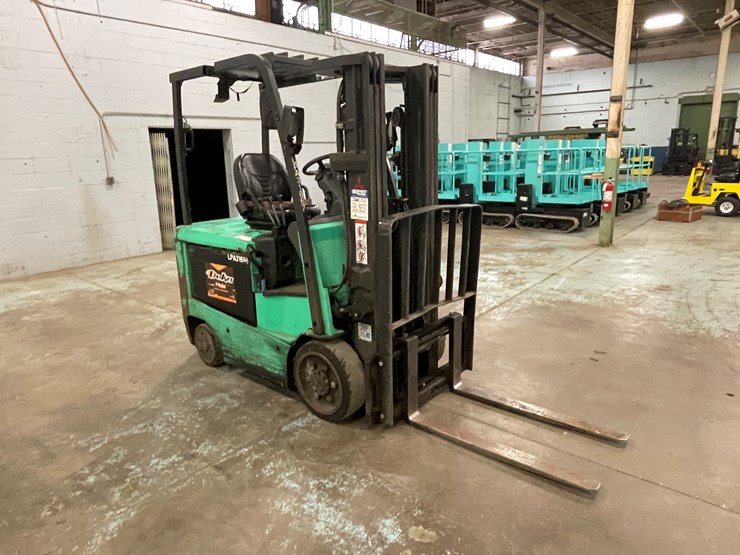 #181-•-2017-mitsubishi-electric-forklift-image-3