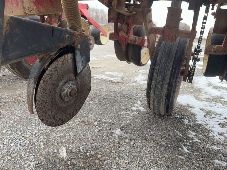 international-800-image-29